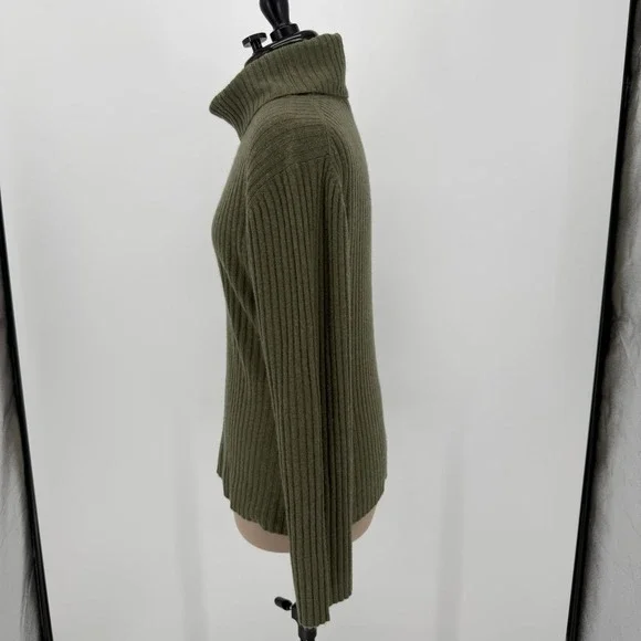 Mendocino Cashmere Olive Green Ribbed Turtleneck Sweater - Picture 3 of 9